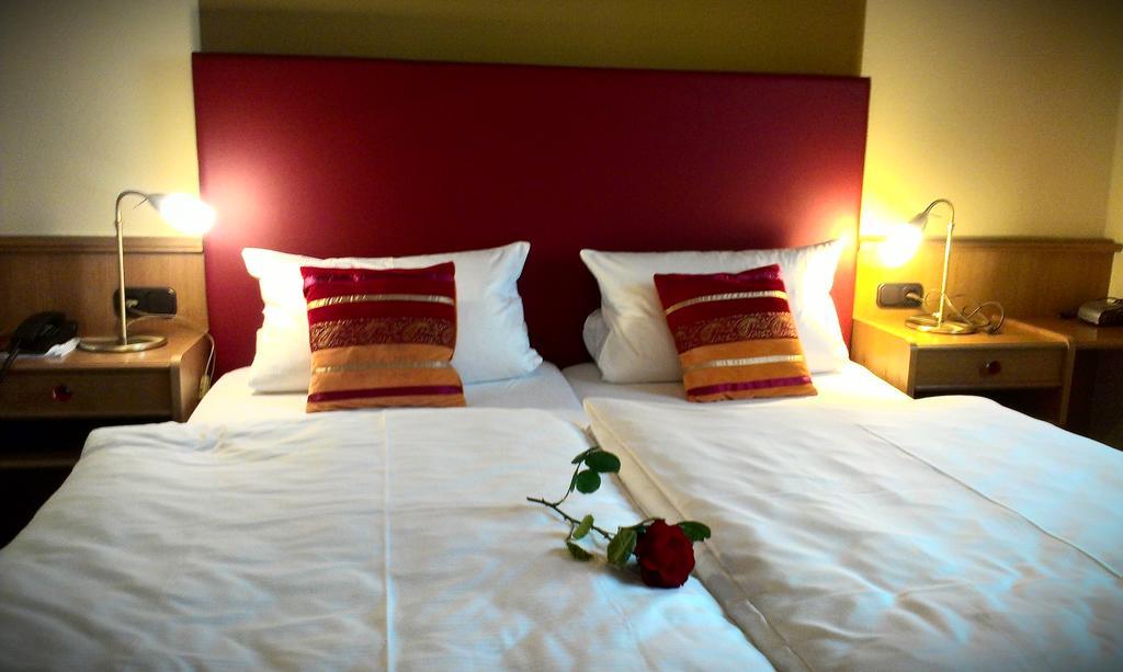 Hotel Zur Post Schönberg Dış mekan fotoğraf